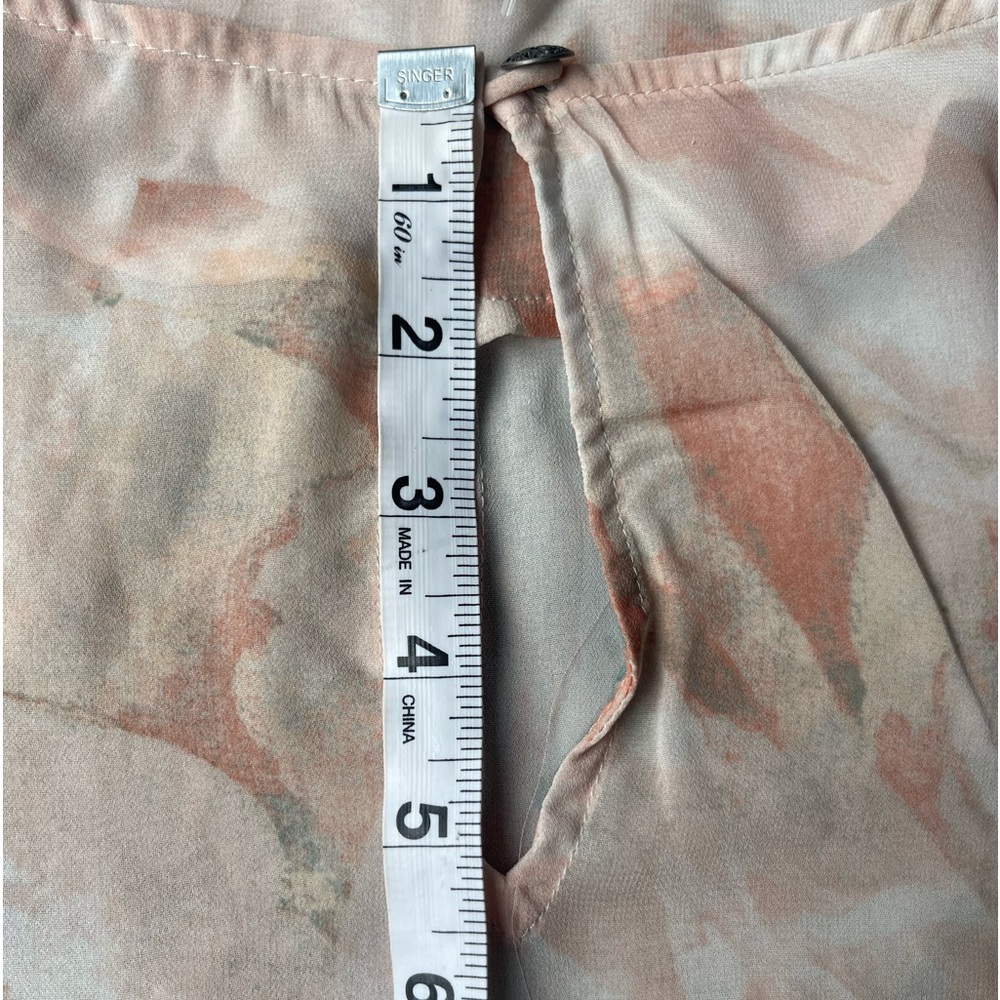 Jennifer Lopez blouse, size XSP. - Picture 5 of 10